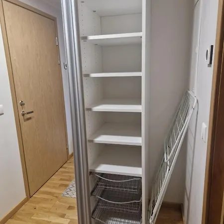 Oja 118-49 Appartement *